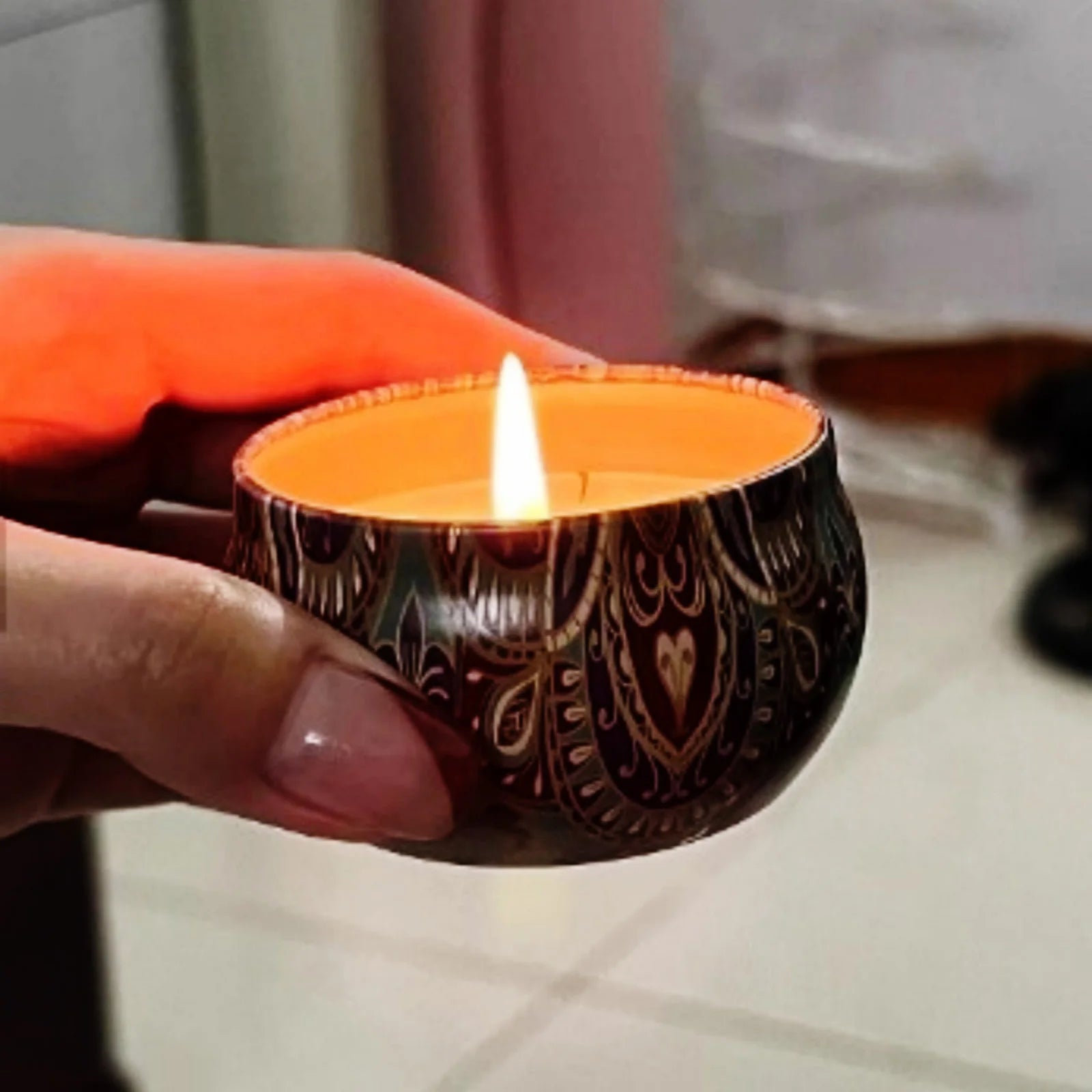 Relaxing Soy Wax Candle – Aromatherapy Jar with Rose & Lavender Flowers