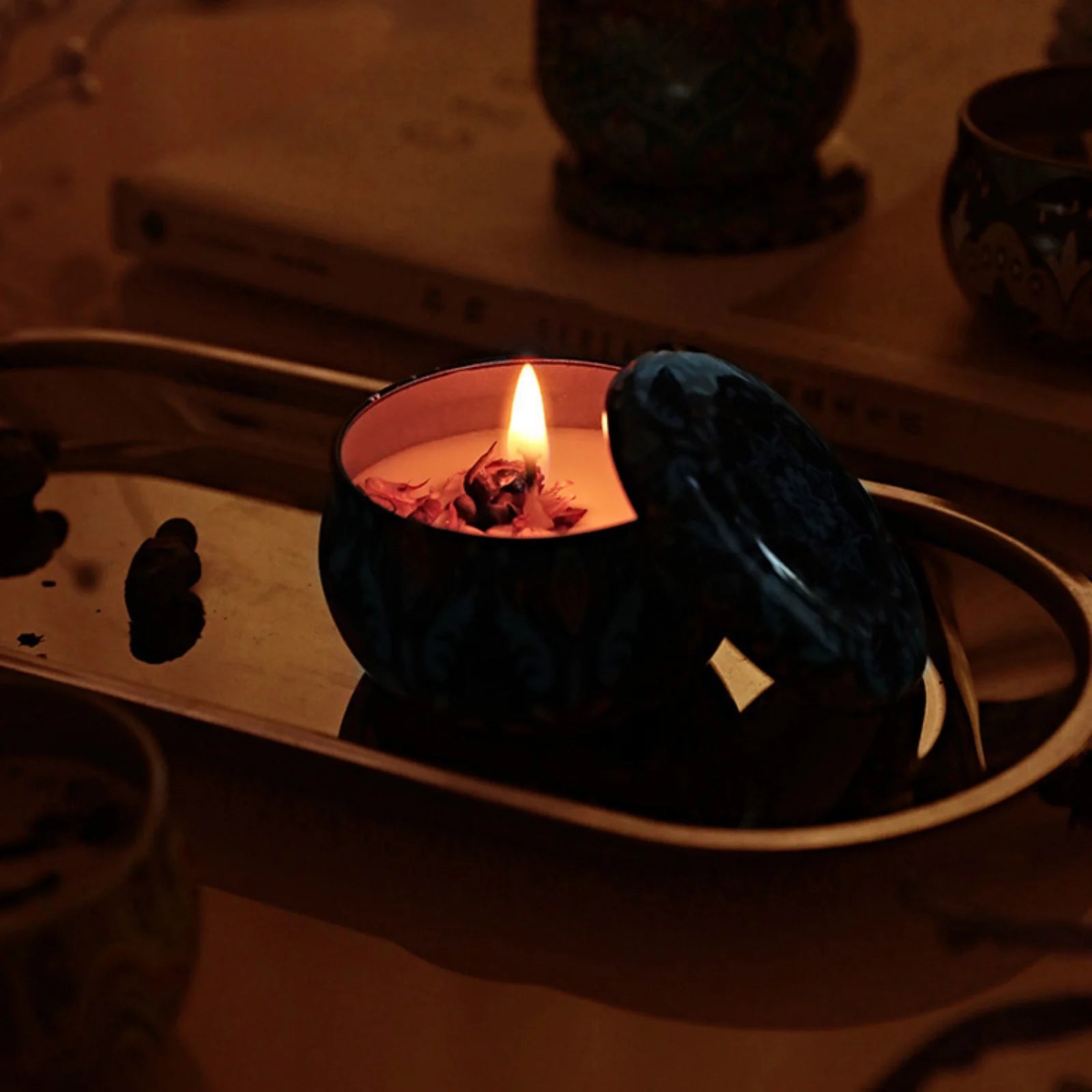 Relaxing Soy Wax Candle – Aromatherapy Jar with Rose & Lavender Flowers