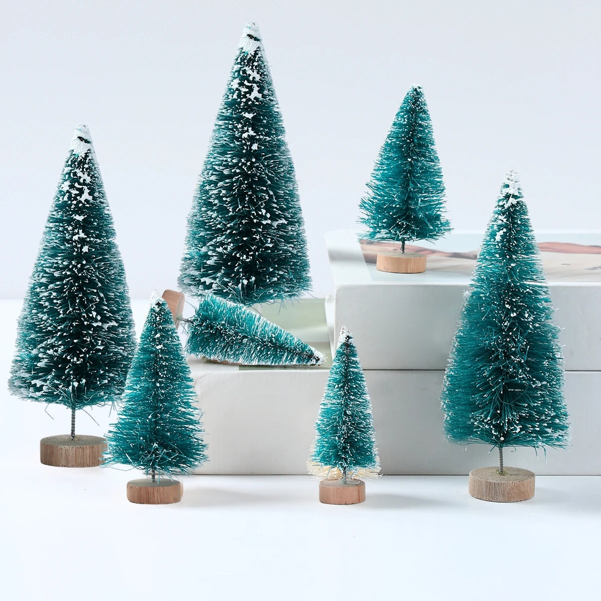 Set of Mini Christmas Trees – Artificial Wooden Pine Table Decorations