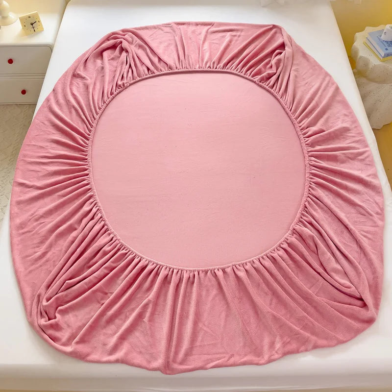 Warm Thick Flannel Fleece Bed Sheet – Solid Color, All-Inclusive Fitted Mattress Cover (Single/Queen/King)