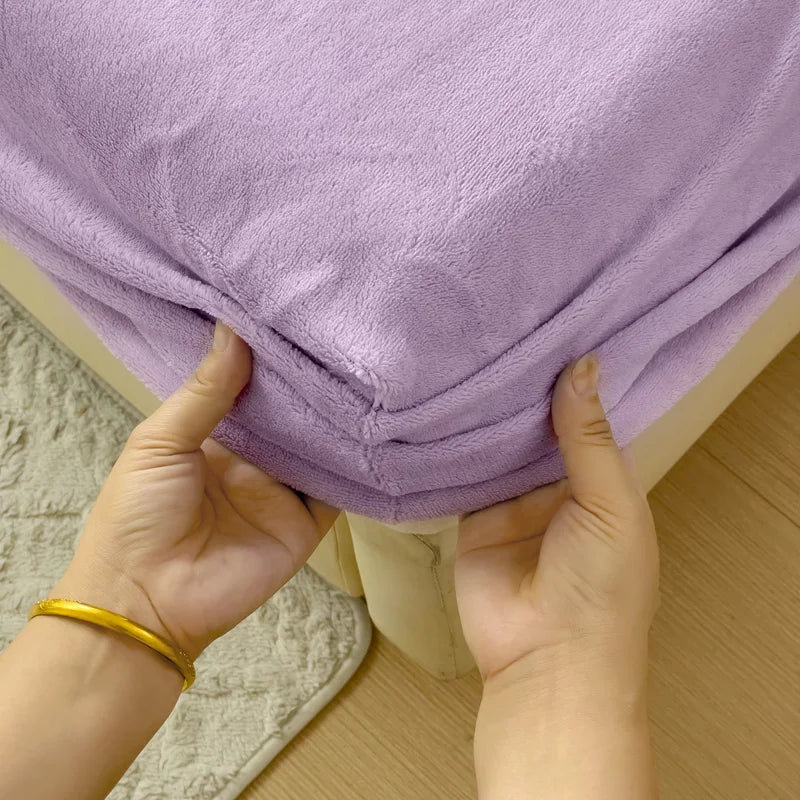 Warm Thick Flannel Fleece Bed Sheet – Solid Color, All-Inclusive Fitted Mattress Cover (Single/Queen/King)