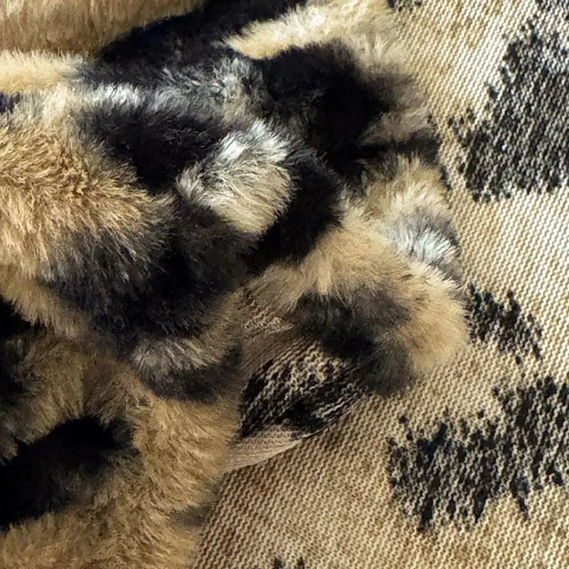 Warm Faux Rabbit Fur Fitted Sheet – Non-Slip Thick Mattress Cover with Elastic Band