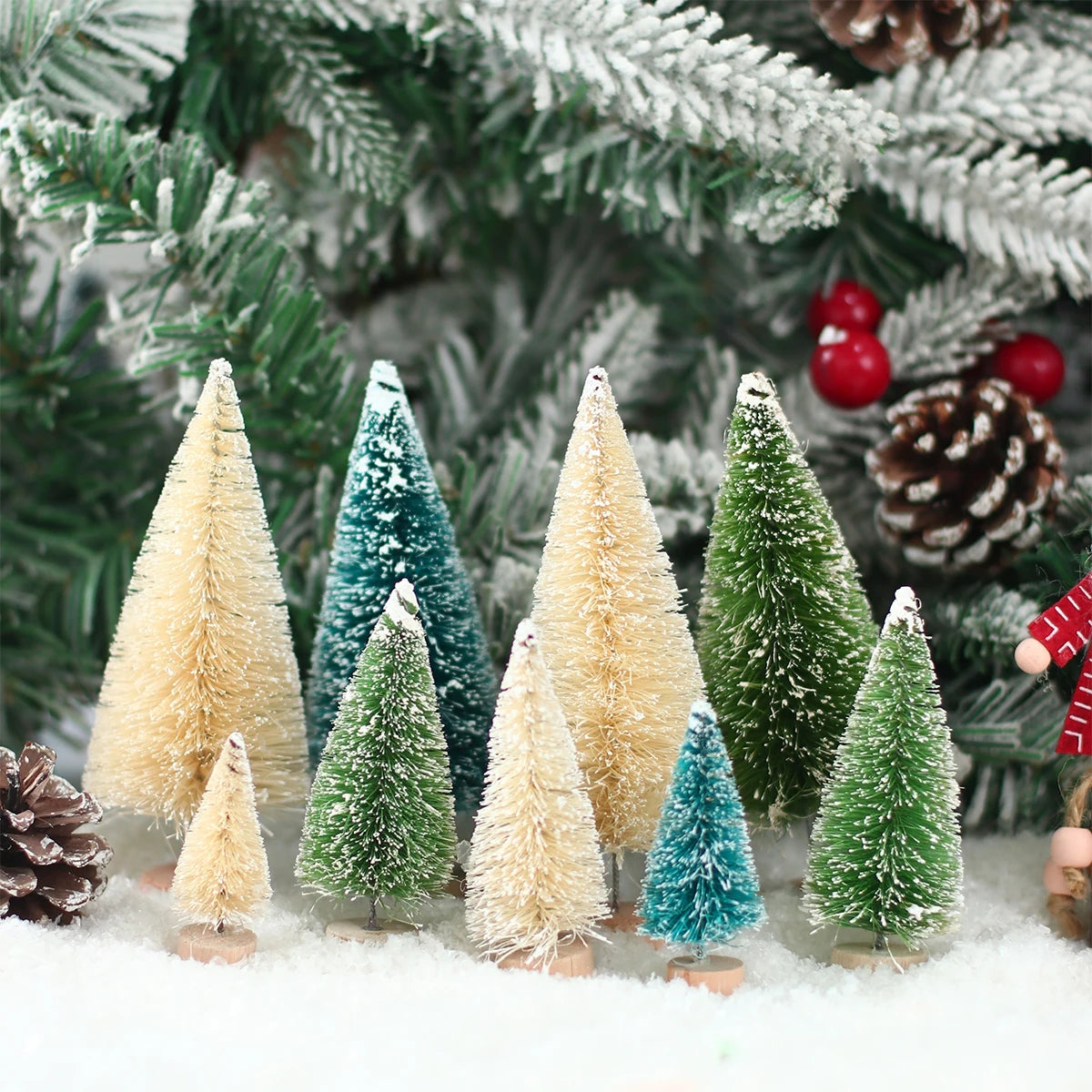 Set of Mini Christmas Trees – Artificial Wooden Pine Table Decorations