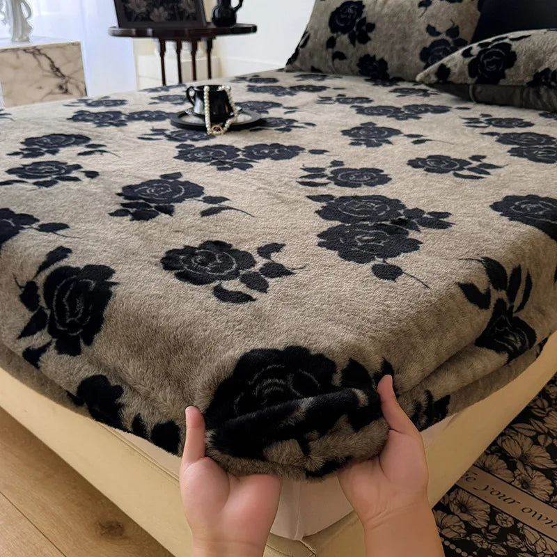 Warm Faux Rabbit Fur Fitted Sheet – Non-Slip Thick Mattress Cover with Elastic Band