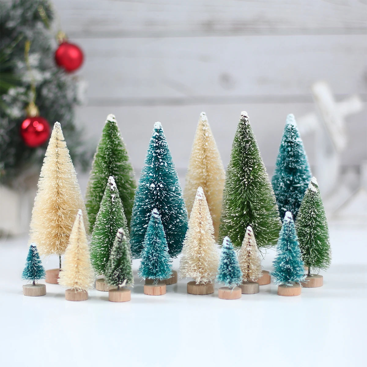 Set of Mini Christmas Trees – Artificial Wooden Pine Table Decorations