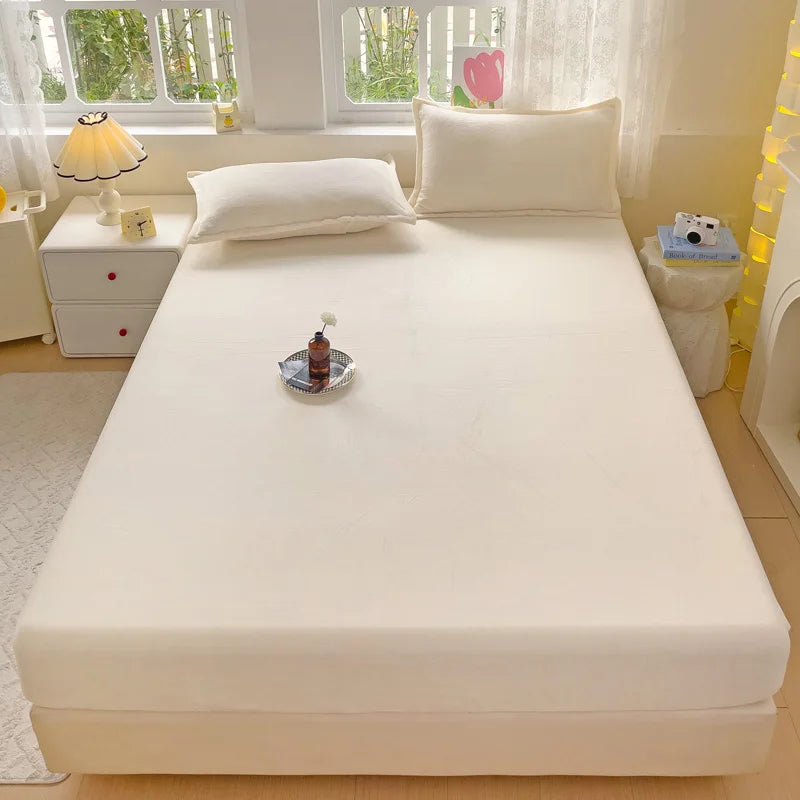 Warm Thick Flannel Fleece Bed Sheet – Solid Color, All-Inclusive Fitted Mattress Cover (Single/Queen/King)