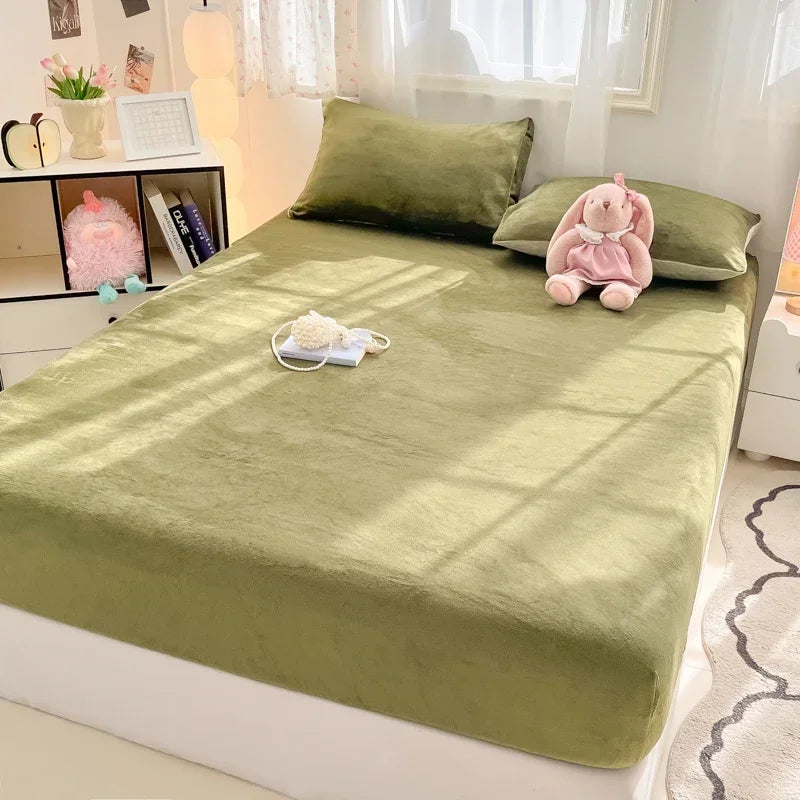 Warm Plush Velvet Mattress Cover – Thickened Winter Fitted Bed Sheet, Multiple Sizes